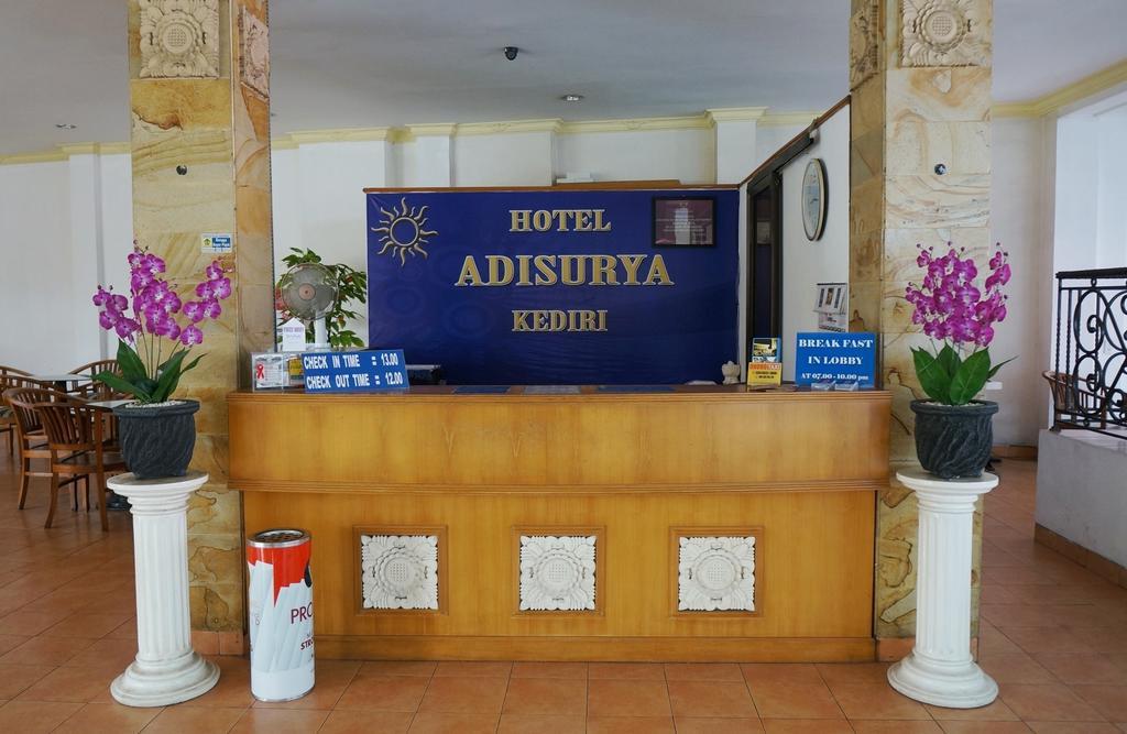 Adisurya Hotel Kediri  Exterior foto