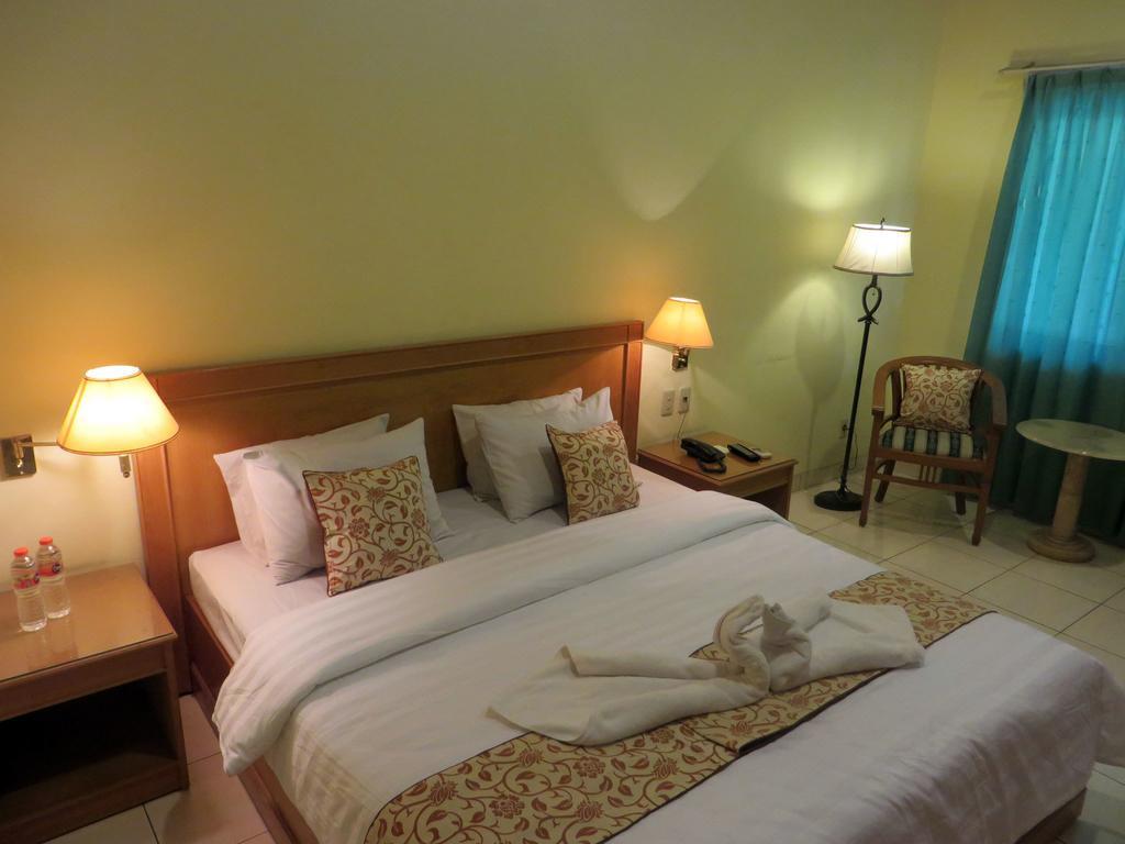 Adisurya Hotel Kediri  Quarto foto